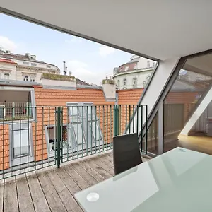 vizitați hotelul